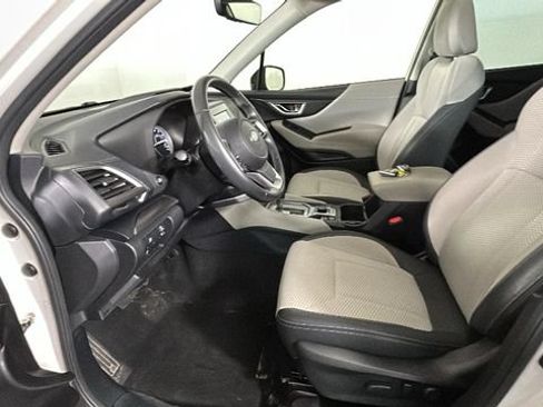 Used 2023 Subaru Forester Premium AWD/4WD image 11