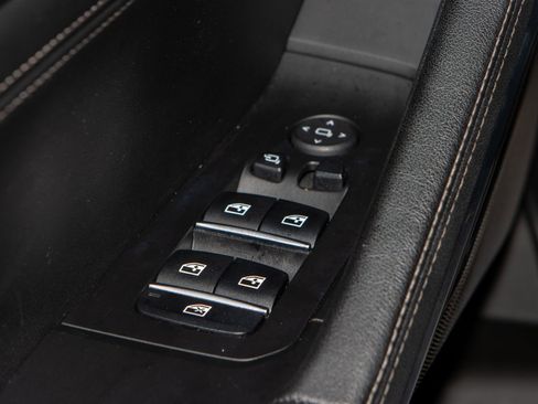 Used 2024 BMW X6 xDrive40i image 27