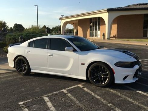 Used 2020 Dodge Charger Scat Pack RWD image 1