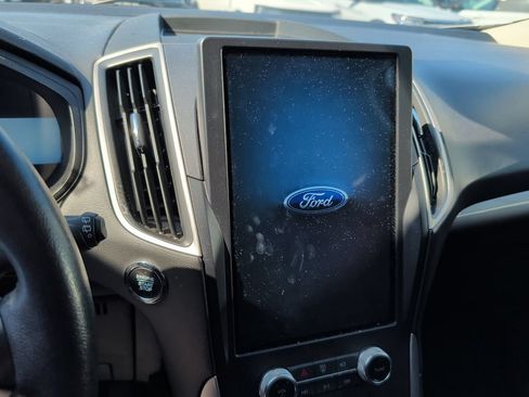 Used 2024 Ford Edge SEL AWD/4WD image 8