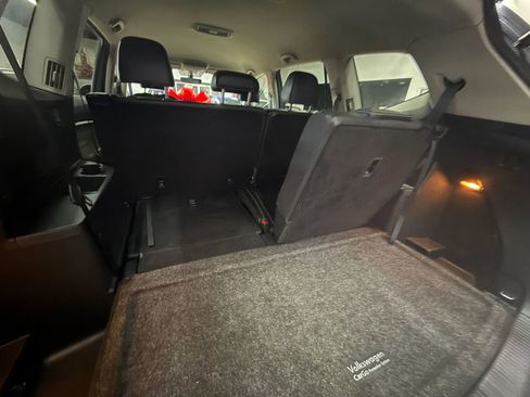 Used 2021 Volkswagen Atlas SE image 21