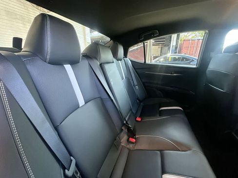 Used 2025 Toyota Camry SE w/ Convenience Package FWD image 26