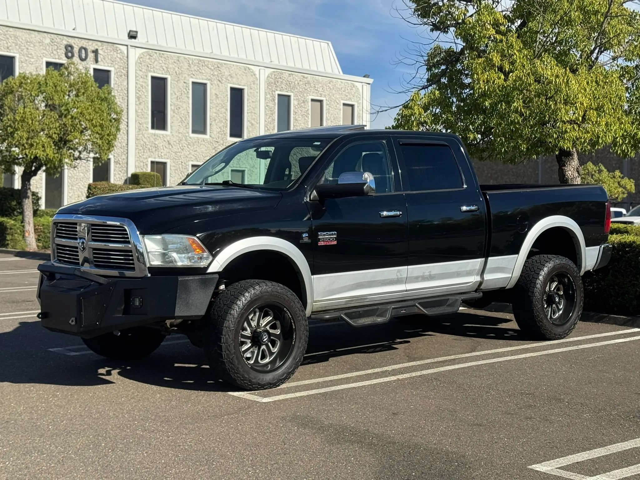 Used 2012 RAM 2500 Laramie w/ Protection Group AWD/4WD image 2