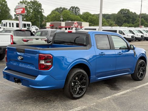 New 2025 Ford Maverick Lobo image 2