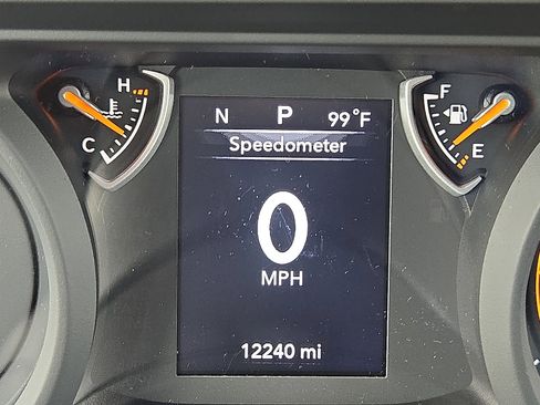 Used 2024 Jeep Wrangler Unlimited Sport image 14