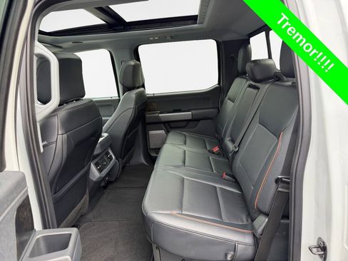 Used 2025 Ford F350 Lariat w/ Lariat Ultimate Package AWD/4WD image 14