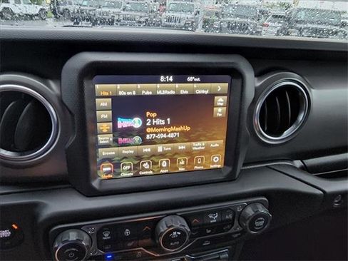 New 2022 Jeep Wrangler Unlimited Rubicon 4xe w/ Cold Weather Group image 25