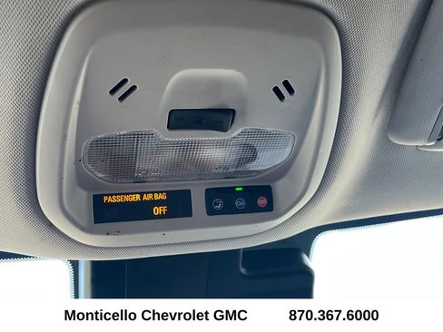 Used 2025 Chevrolet Trax LS FWD image 21