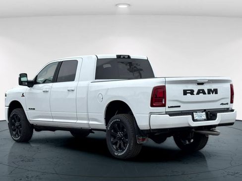 New 2026 RAM 2500 Laramie AWD/4WD image 8