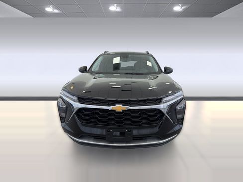 Used 2024 Chevrolet Trax LT w/ Driver Confidence Package FWD image 6