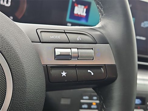 Used 2024 Hyundai Kona SEL image 24