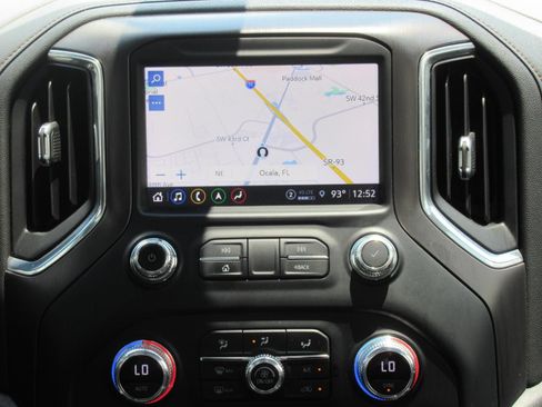 Used 2021 GMC Sierra 1500 AT4 w/ AT4 Preferred Package AWD/4WD image 15