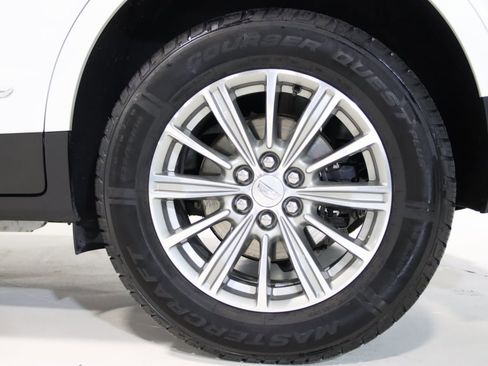 Used 2019 Cadillac XT5 Luxury image 64