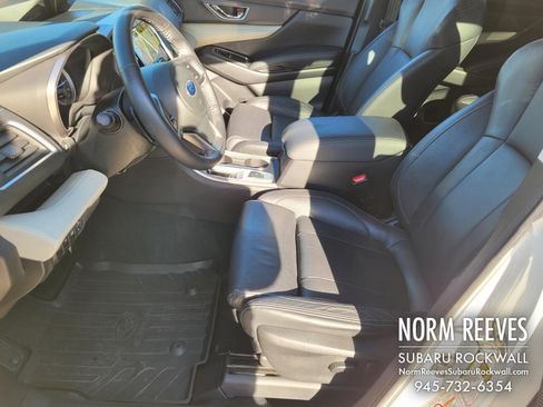 Used 2020 Subaru Ascent Limited w/ Popular Package #3 image 3