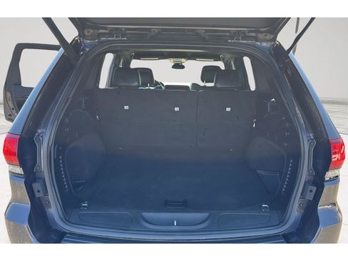 Certified 2018 Jeep Grand Cherokee Altitude AWD/4WD image 27
