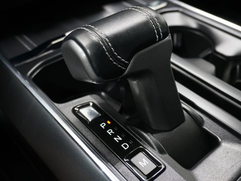 Used 2022 Ford F150 Raptor image 19