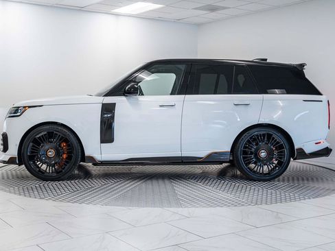 Used 2024 Land Rover Range Rover SE AWD/4WD image 4