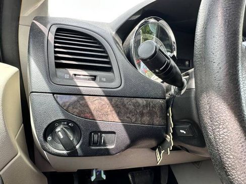 Used 2011 Dodge Grand Caravan Mainstreet w/ PWR Convenience Group FWD image 32