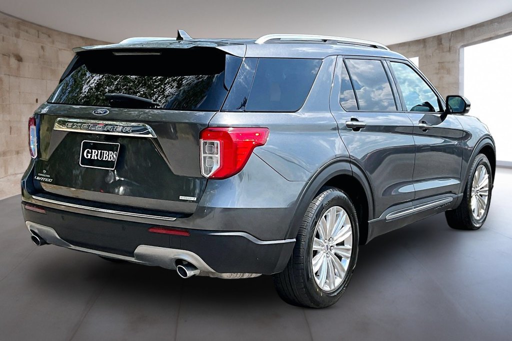 Used 2020 Ford Explorer Limited RWD image 2