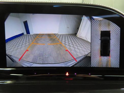 Used 2023 Cadillac Escalade ESV Sport image 22