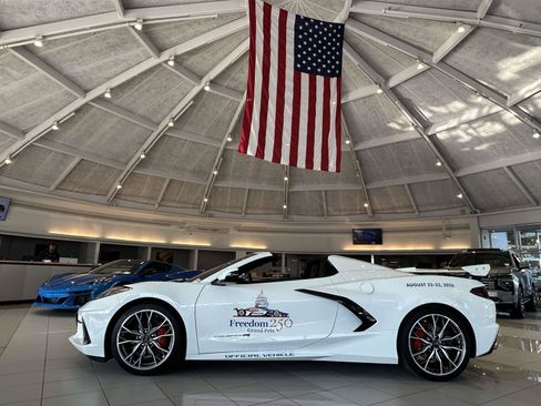 Used 2026 Chevrolet Corvette Stingray Premium Conv RWD image 1