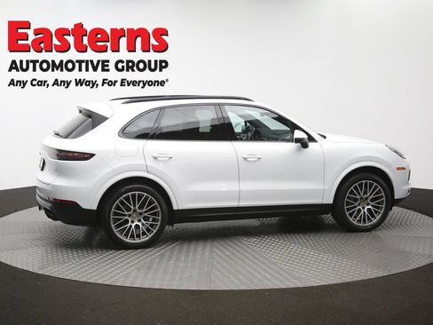 Used 2023 Porsche Cayenne Platinum Edition AWD/4WD image 51