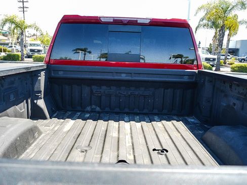 Used 2023 GMC Sierra 2500 Denali AWD/4WD image 28