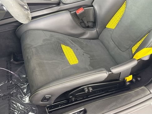 Used 2025 Porsche 911 GT3 RS image 18