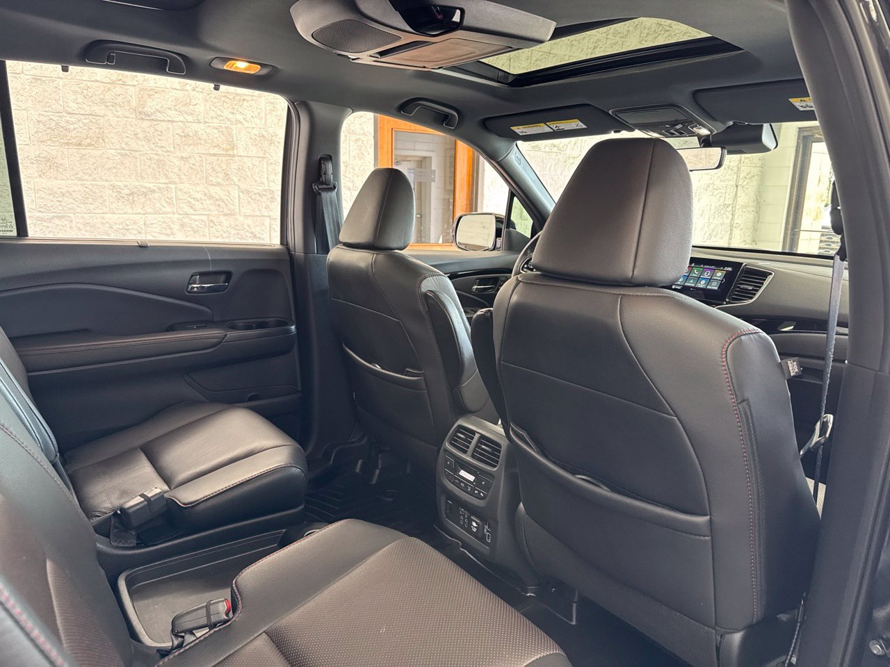 Used 2021 Honda Pilot Black Edition image 49