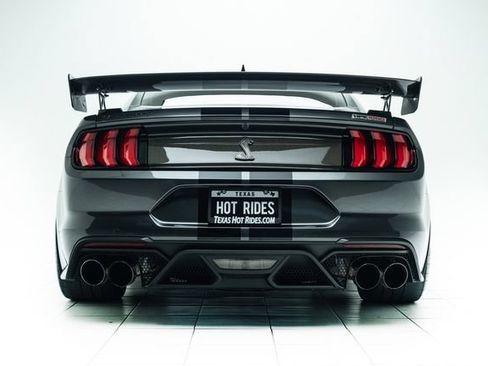 Used 2020 Ford Mustang Shelby GT500 w/ Carbon Fiber Track Pack RWD image 17