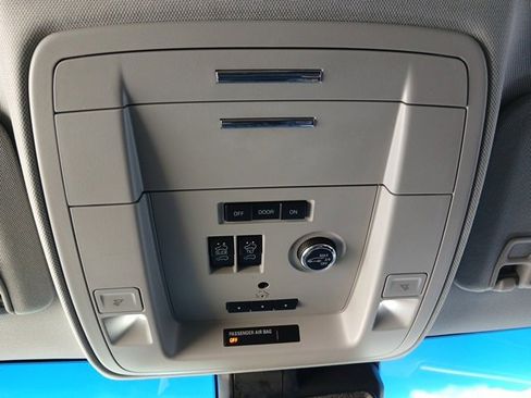 Used 2019 Chevrolet Suburban Premier w/ Premier Plus Edition image 48