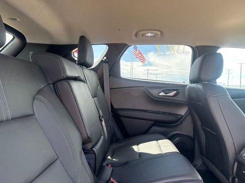 Used 2021 Chevrolet Blazer LT FWD image 26