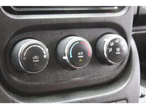 Used 2021 RAM ProMaster 3500 FWD image 21