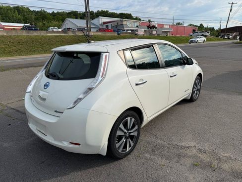 Used 2016 Nissan Leaf SV FWD image 5