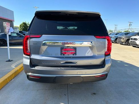 Used 2022 GMC Yukon SLT w/ SLT Premium Package AWD/4WD image 6