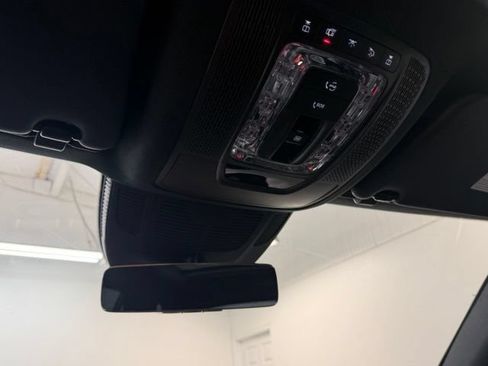 Used 2022 Mercedes-Benz GLE 450 4MATIC image 25