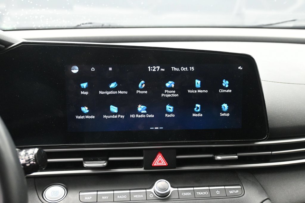 Used 2023 Hyundai Elantra SEL w/ Convenience Package FWD image 13