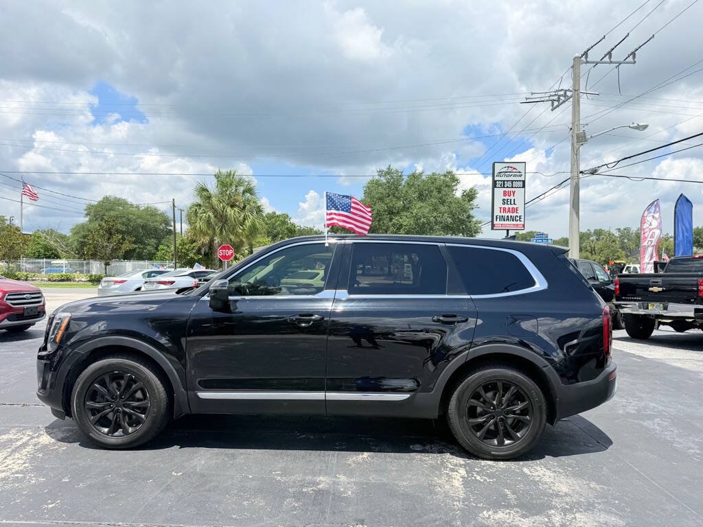 Used 2022 Kia Telluride LX FWD image 4