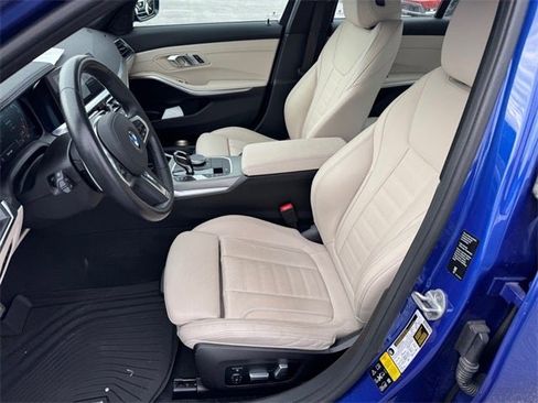 Used 2021 BMW M340i xDrive w/ Premium Package image 9