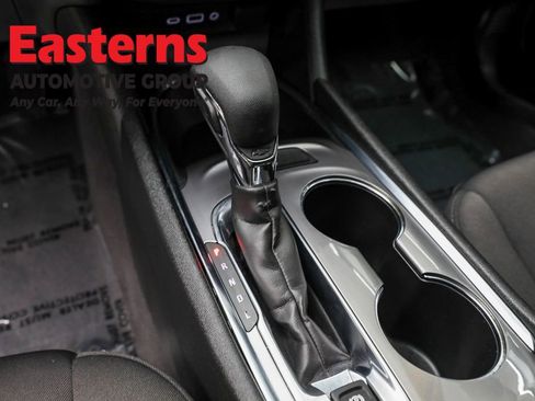 Used 2023 Chevrolet Malibu LT image 13