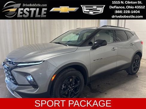 Used 2023 Chevrolet Blazer LT w/ Convenience Package FWD image 1