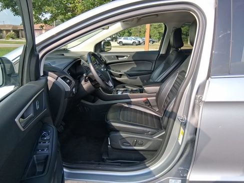 Used 2024 Ford Edge SEL AWD/4WD image 10
