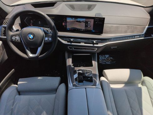Certified 2025 BMW X5 xDrive40i w/ Parking Assistance Package AWD/4WD image 29