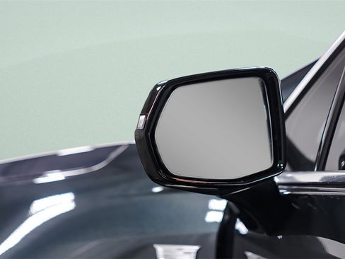 Used 2022 Cadillac XT5 Premium Luxury w/ LPO, Floor Liner Package image 41