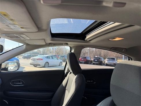 Certified 2020 Honda HR-V EX image 15