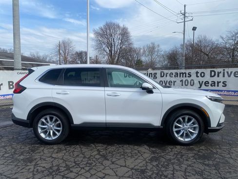 Used 2024 Honda CR-V EX image 2