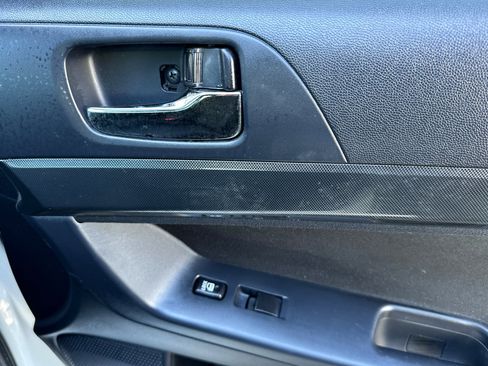 Used 2010 Mitsubishi Lancer Evolution GSR image 20