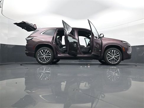 New 2026 Buick Enclave Avenir w/ Super Cruise Package image 34