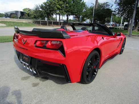 Used 2015 Chevrolet Corvette Stingray Convertible w/ 2LT Preferred Equipment Group RWD image 5
