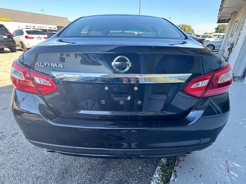 Used 2016 Nissan Altima 2.5 S w/ Power Driver Seat Package FWD image 6